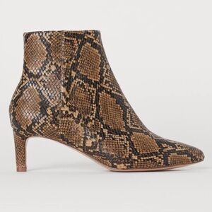 H&M Snakeskin Ankle Booties - Kitten Heel/Pointed Toe, Sz 8, Brown/Tan